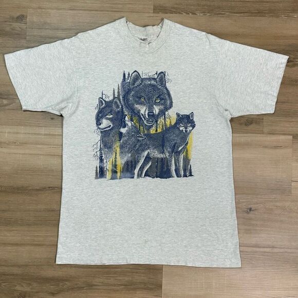 Vintage Single Stitch Wolf Pack Graphic Tee Size L Light Gray Nature Woods Retro - Picture 1 of 6